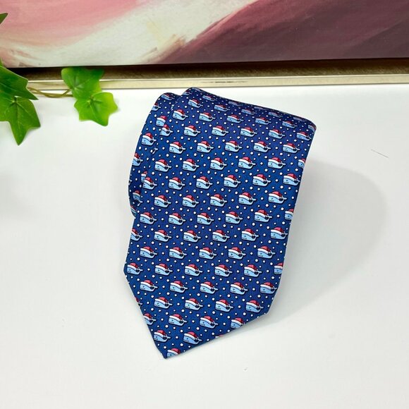 Vineyard Vines Men’s‎ Hand-Picked Blue Holiday Whale Pattern Silk Tie in Blue - Picture 8 of 8